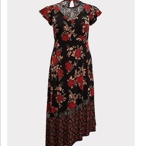 LACE & STUDIO KNIT FLORAL ASYMMETRICAL MIDI DRESS